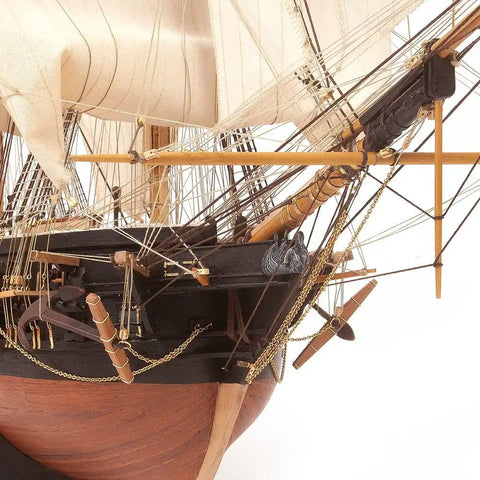 OCCRE Belle Poule 1/90 Wooden Model Ship Kit with Oak Base & Sails