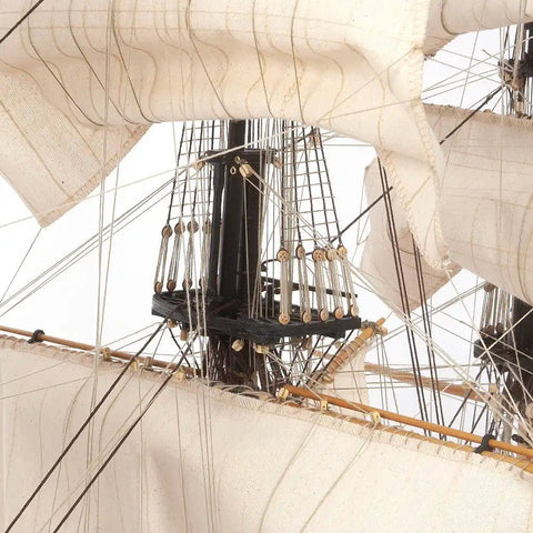 OCCRE Belle Poule 1/90 Wooden Model Ship Kit with Oak Base & Sails