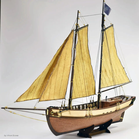 OcCre Polaris Beginner Wooden Ship Model Kit 1:50 w/ Tools Stand