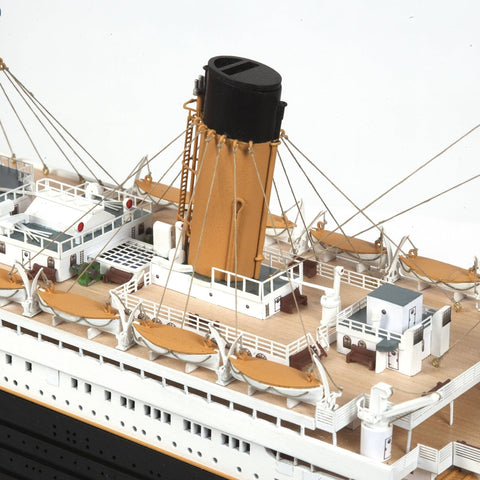 OCCRE Titanic 1:300 Scale Historic Ocean Liner Ship Model Kit 896mm