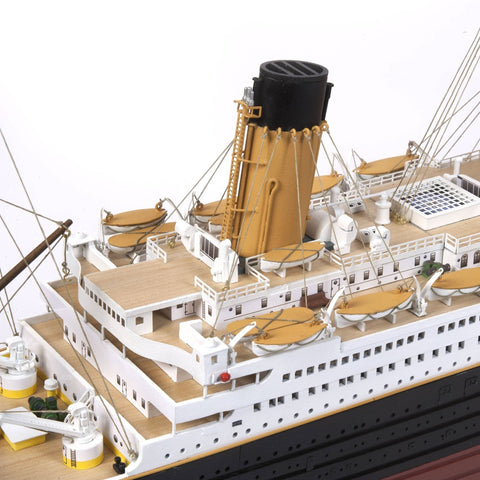 OCCRE Titanic 1:300 Scale Historic Ocean Liner Ship Model Kit 896mm